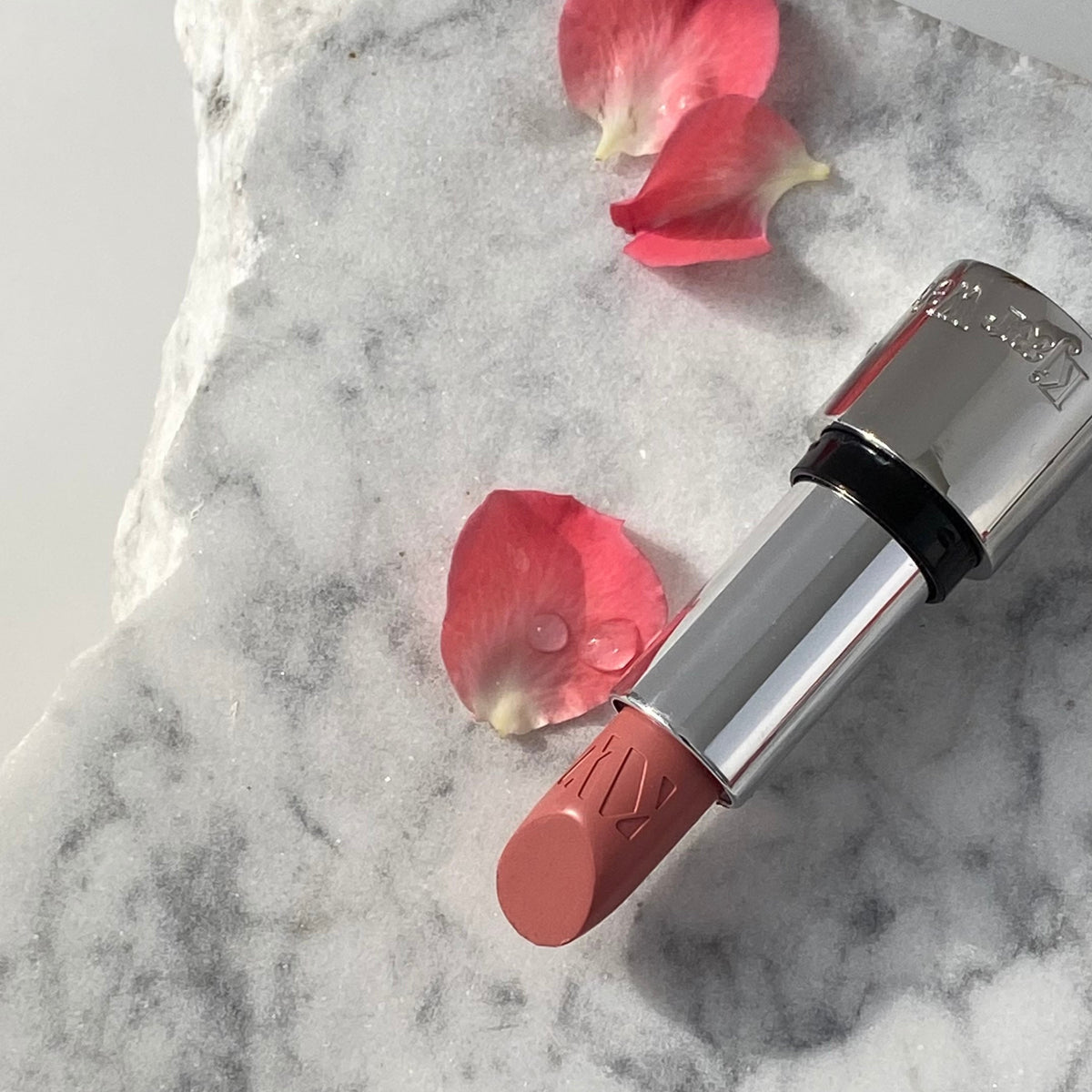 Lipstick / Blossoming