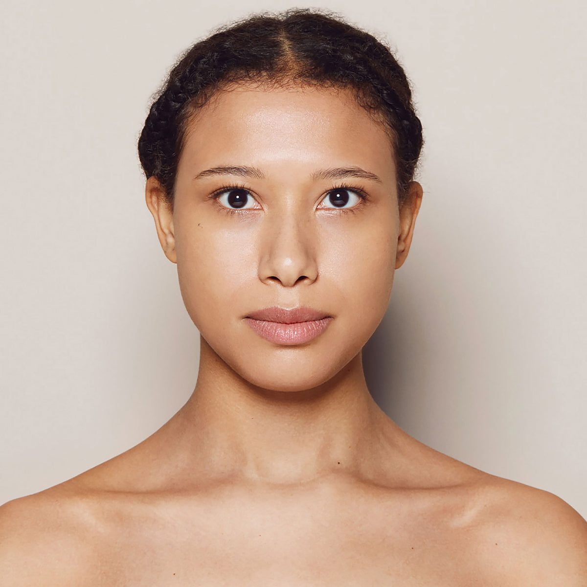 Invisible Touch Liquid Foundation / M230 – Illusion